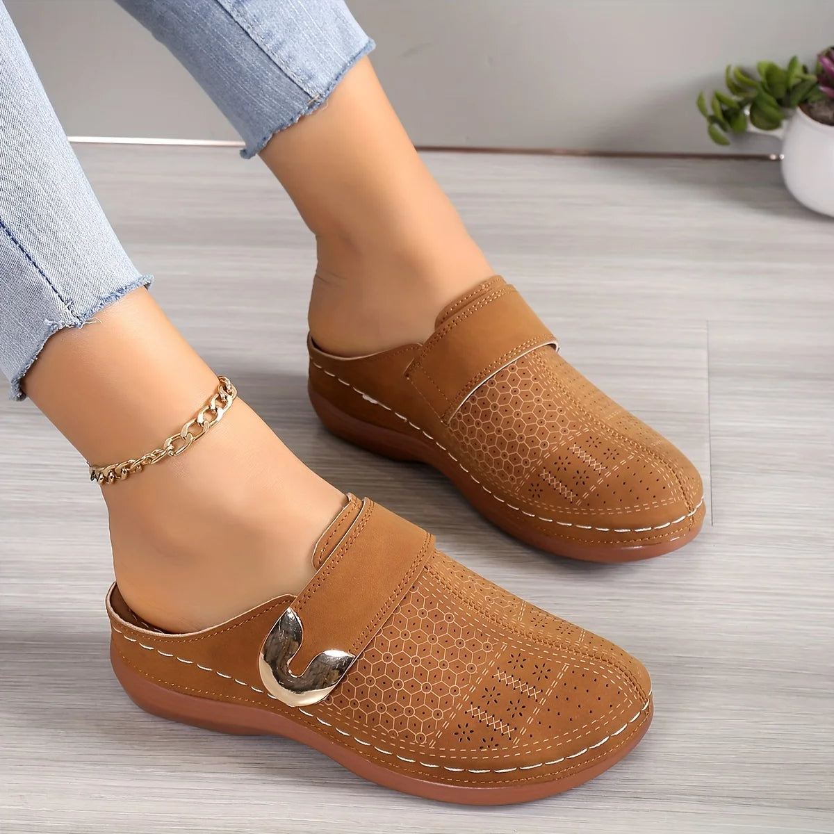 Strakke en ondersteunende orthopedische Sandalen