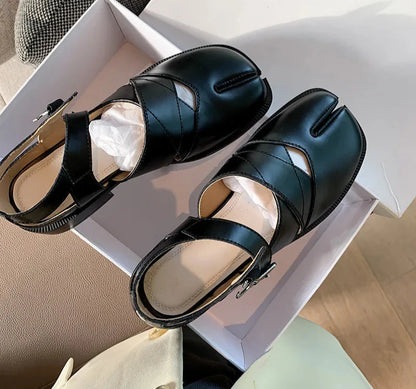 Leren Split Toe Flats