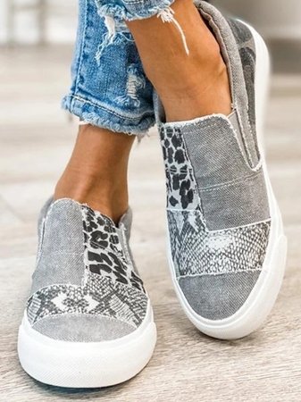 Minimalistische en ondersteunende orthopedische schoenen