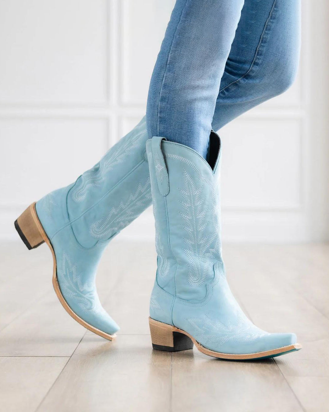 Sierlijke Orthopedische Laarzen voor Moderne Look